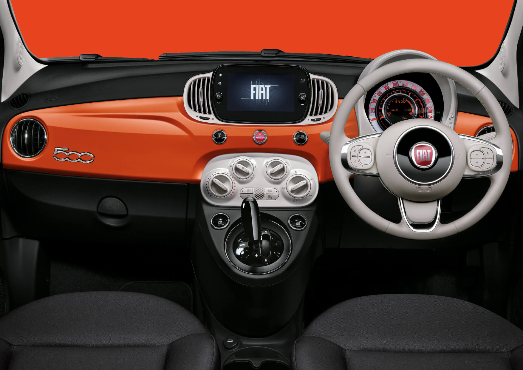 フィアット・ブランド 「FIAT 500 1.2Cult」の仕様変更を発表